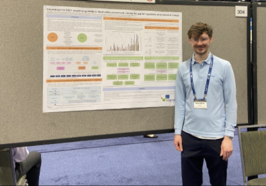 Adam Wood presenting a FoodDrinkEurope poster at the 2025 US Society of Toxicology (SOT) meeting in Florida